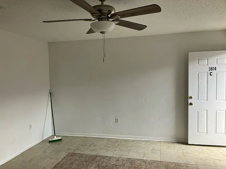 3014 Jean Lafitte Pkwy — Photo 1
