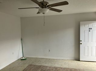 3014 Jean Lafitte Pkwy, Chalmette, LA 70043