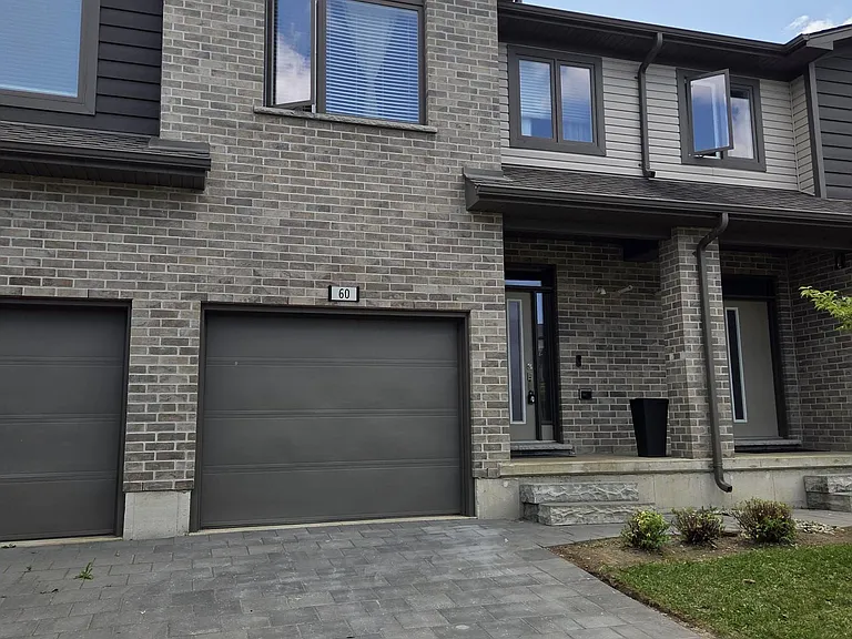 2070 Meadowgate Blvd #60 — Photo 2