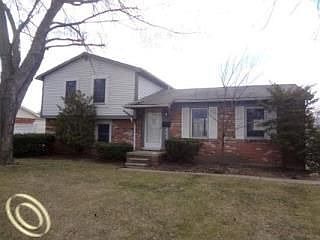 1st image of 22325 Donnelly Ave