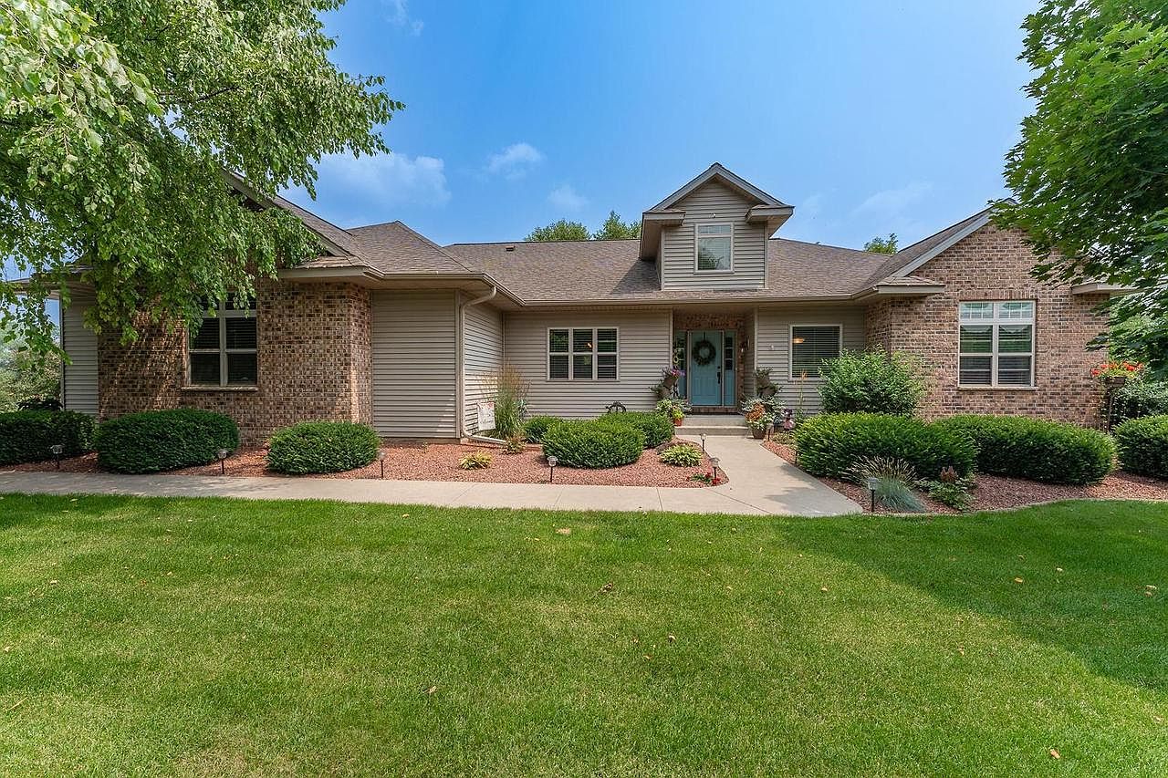 S4126 Whispering Pines Drive, Baraboo, WI 53913 Zillow