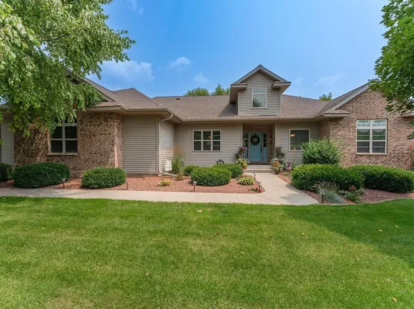 S4126 Whispering Pines Drive, Baraboo, WI 53913