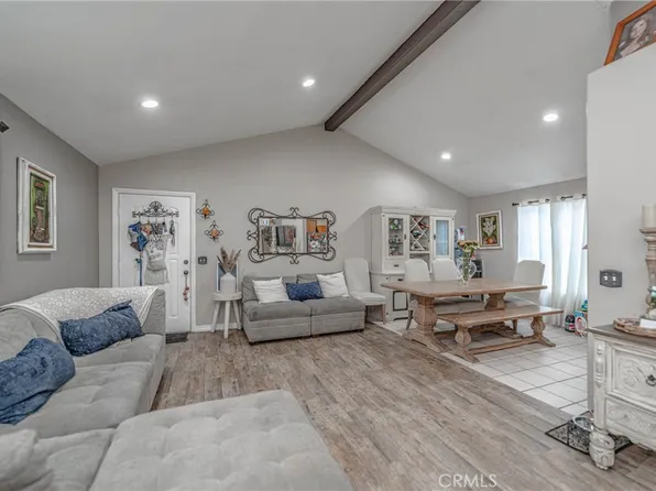 2450 E 115th St, Los Angeles, CA 90059