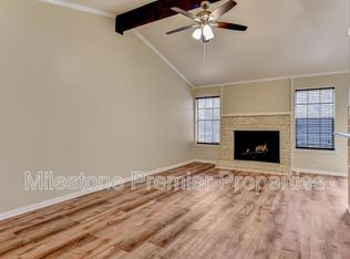 914 W Washington St E, Sherman, TX 75092