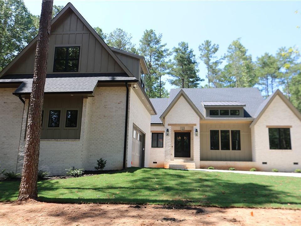 1st image of 220 Mill Pine Rd