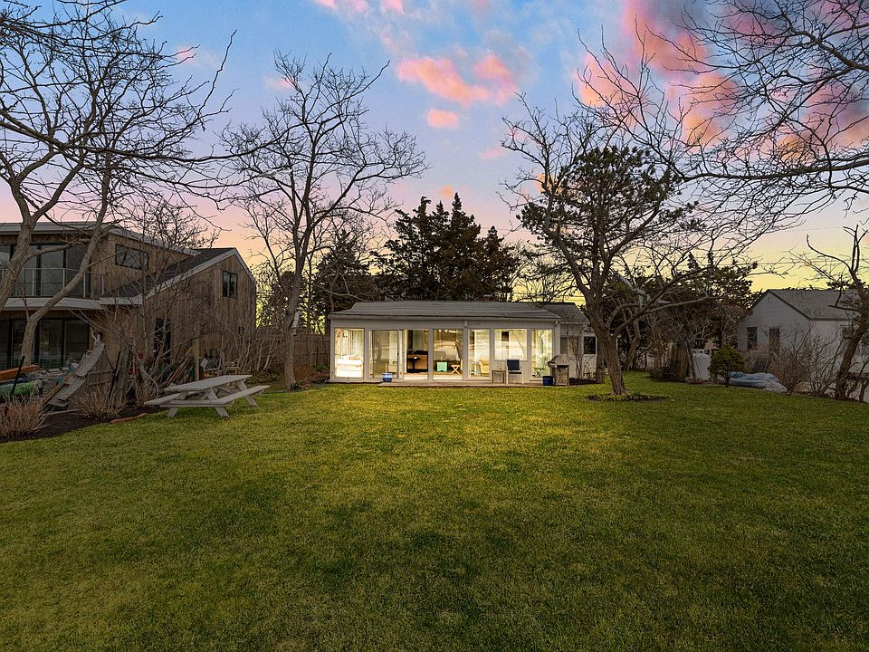 306 Towd Point Rd 300, Southampton, NY 11968 Zillow