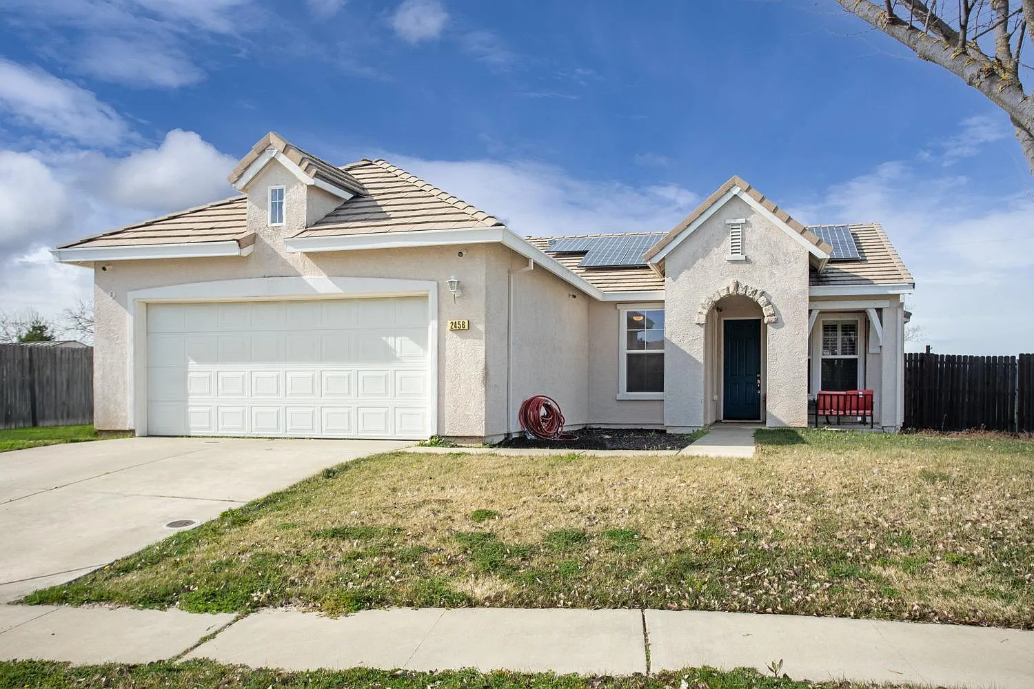 2456 Empire Ct photo 1