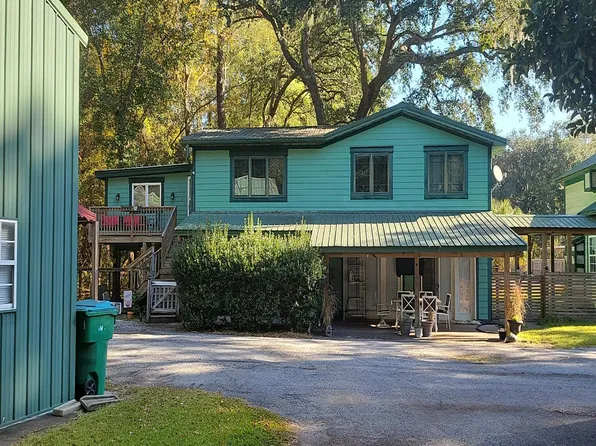 6 Laurel Hill Ln, Beaufort, SC 29907