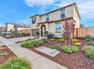 2071 Brighton Dr, Hollister, CA
