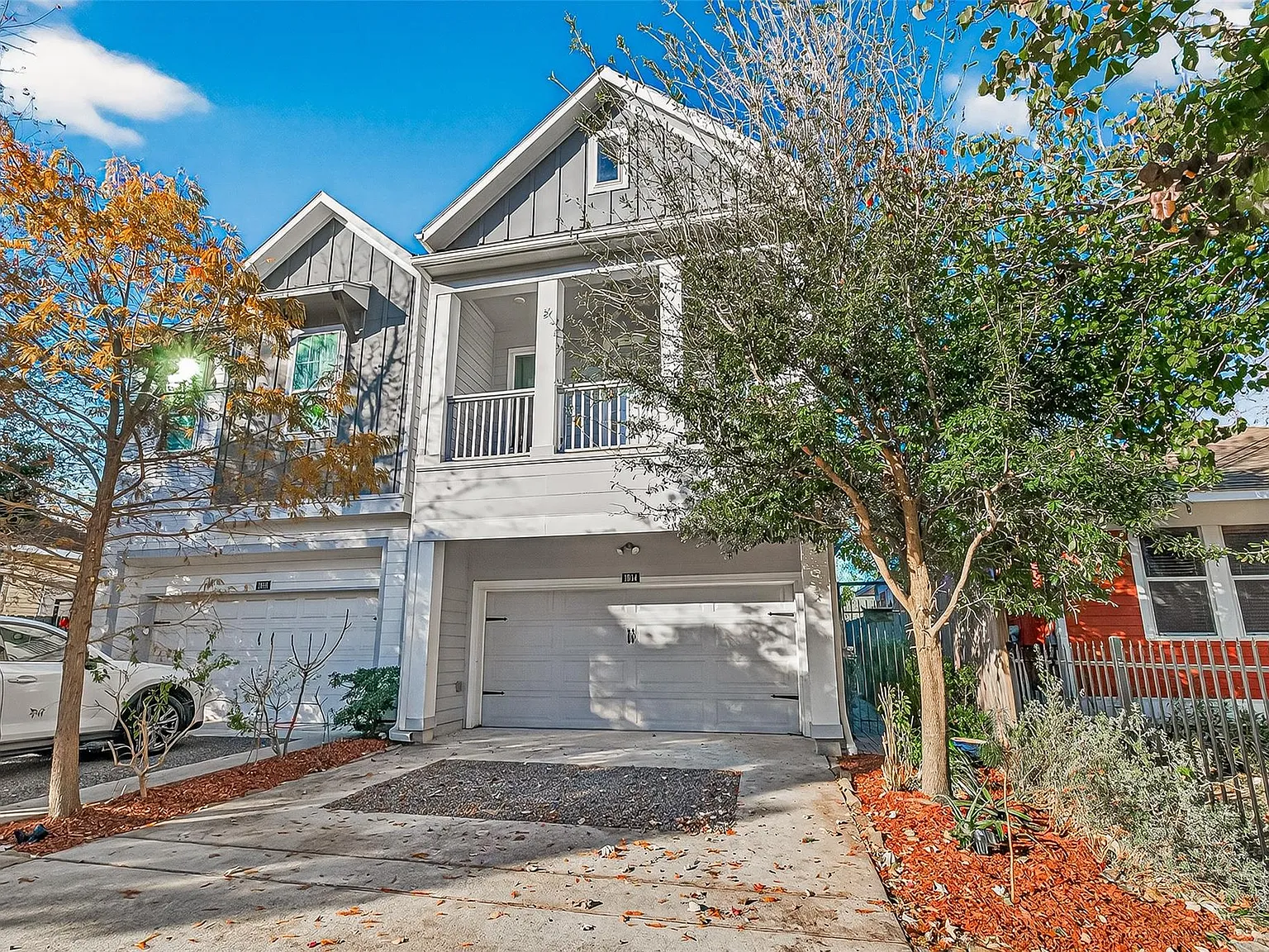 5 bed, 3.0 bath, 2861 sqft, $3,800 — Photo 2