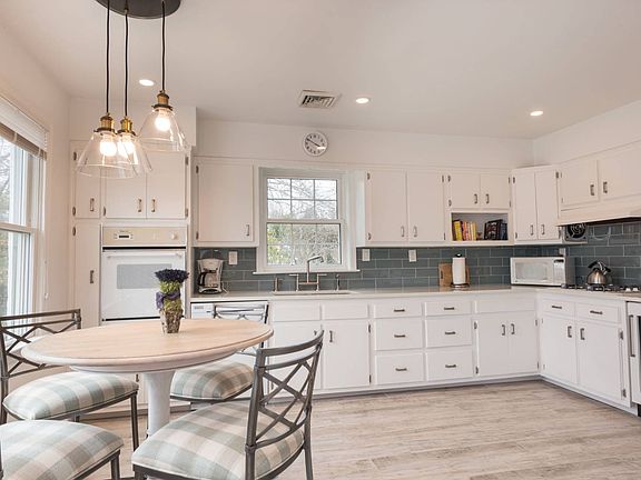 5th image of 53 Far Pond Rd