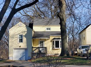 245 Riverview Dr, Creve Coeur, IL 61610