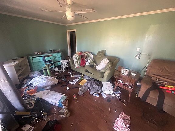 2nd image of 1806 Whitney Ave