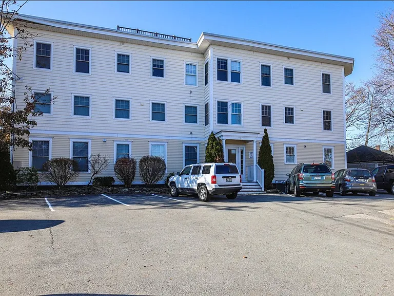 25 Granite Street — Photo 2