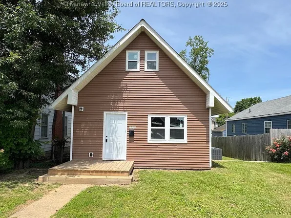 2722 Latulle Ave, Huntington, WV 25702