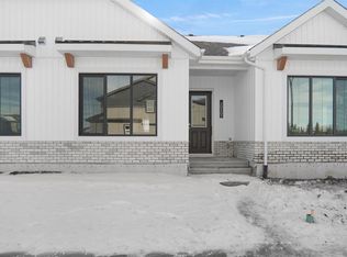 20705 42nd Ave NW, Edmonton, AB T6M0R8