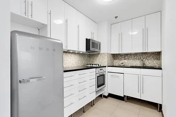 Sold by Douglas Elliman | media 2