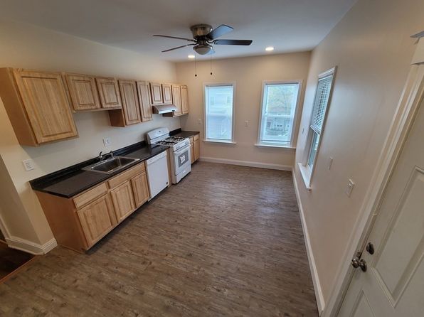 175 River St #3