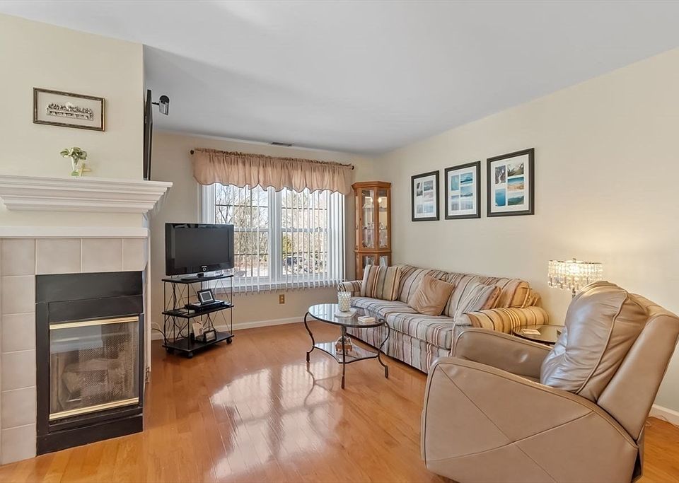 510 Gazebo Cir UNIT 510, Reading, MA 01867 Zillow