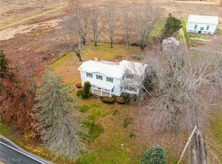 1520 Bedford Rd, Lowellville, OH 44436