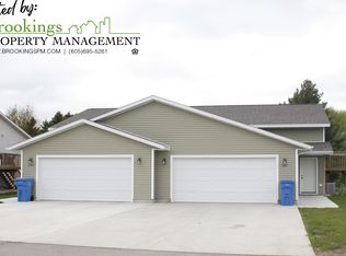 205 Dogwood Ave, Aurora, SD 57002