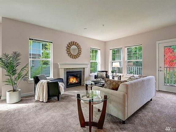 4th image of 22657 NE Alder Crest Dr Unit 202