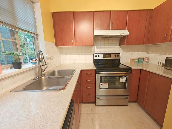 3rd image of 14855 100th Ave #58