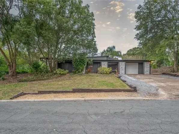 234 S Riverhills Dr, Temple Terrace, FL 33617