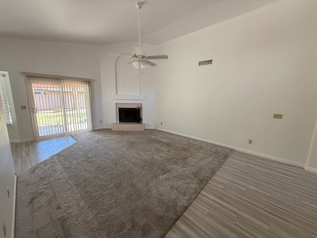 Living Room - 1152 W Cindy St