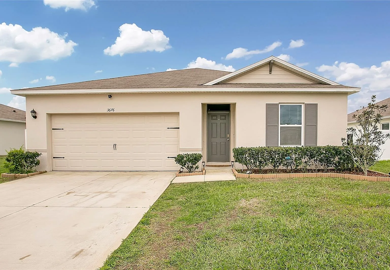 3 bed, 2.0 bath, 1412 sqft, $2,150 — Photo 1