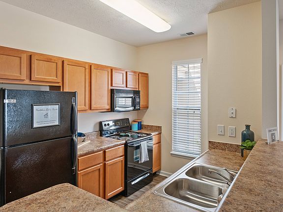 Comfortable Kitchen Area