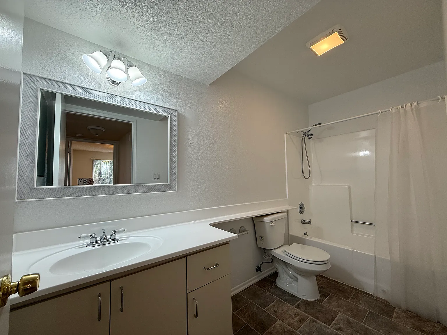7767 Wyngate St — Photo 4