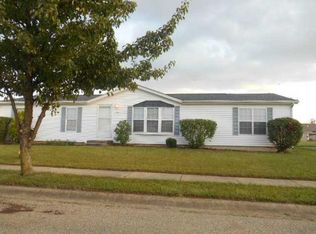 3341 Spring Valley Dr, Columbus, IN 47203