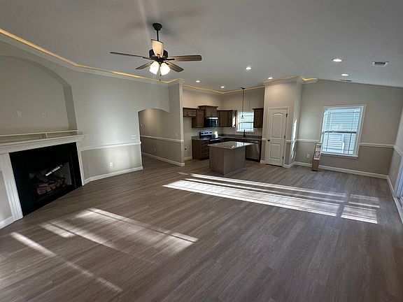4th image of 1220 Cleve Gosnell Ln