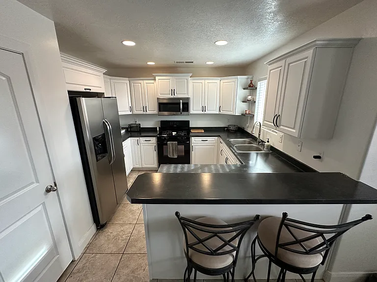 348 S Main St — Photo 20