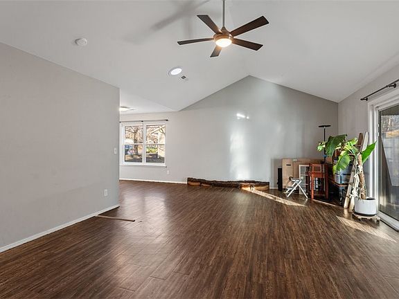 4th image of 2849 W Quail Dr