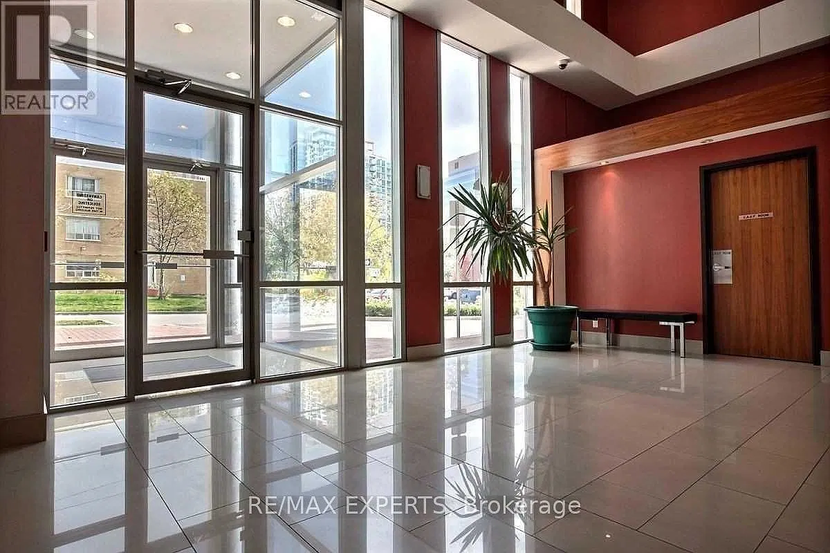 2 bed, $2,500 — Photo 3
