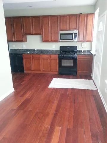 4614 S. Vincennes, Unit 2N, — Photo 2