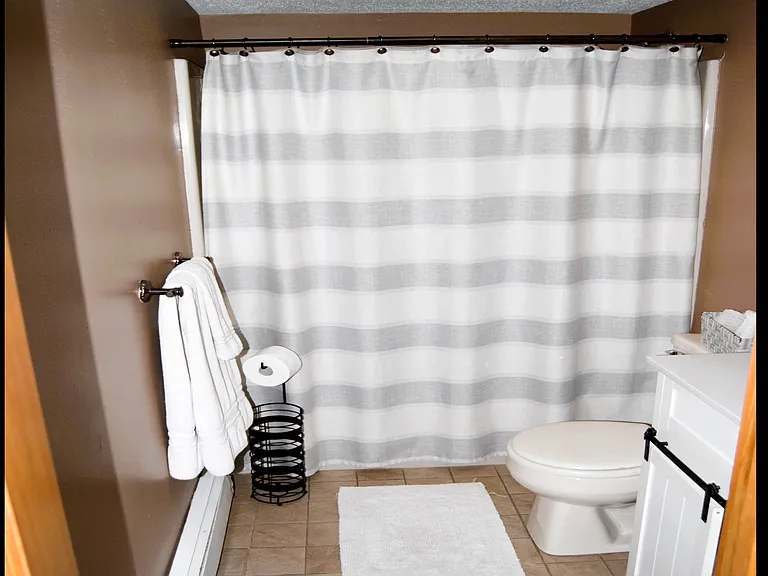 105 Village Way — Photo 7