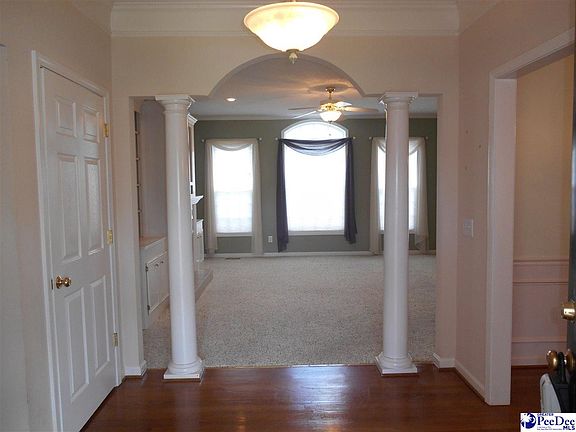 3rd image of 2233 Richmond Hills Dr