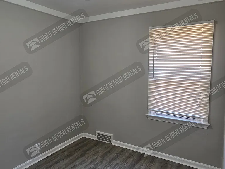 16461 Rossini Dr — Photo 9