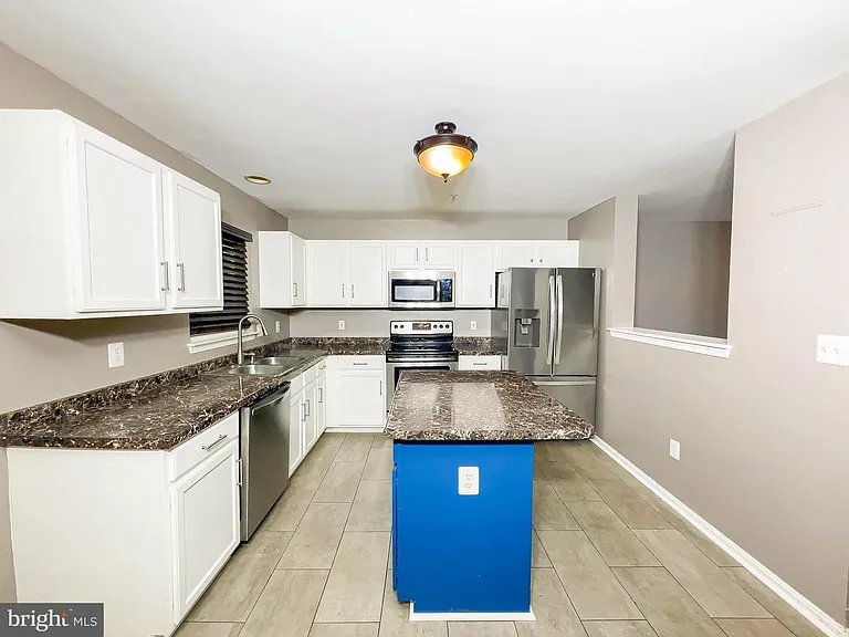 4826 Buxton Cir — Photo 8