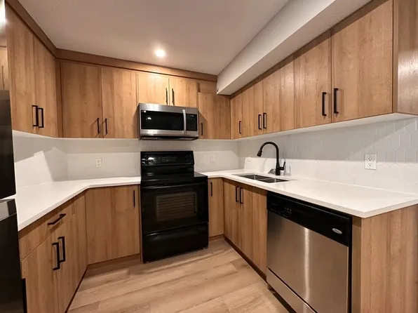 (undisclosed Address), Calgary, AB T2B 0P2