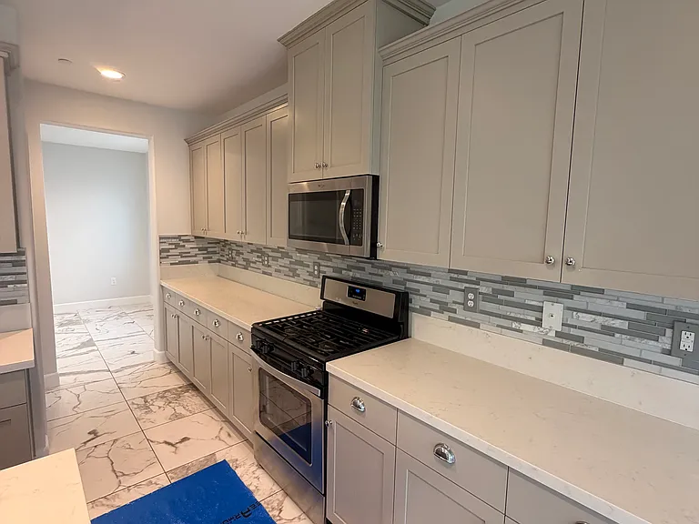 1600 Ranch Ln — Photo 3