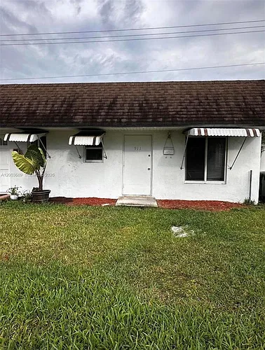 911 NE 5th Ave #1 Photo 1