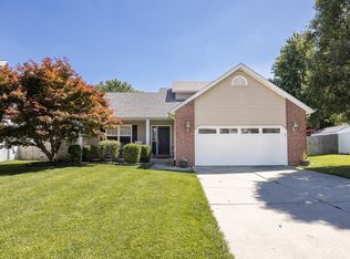 335 Logan Dr, O Fallon, IL 62269
