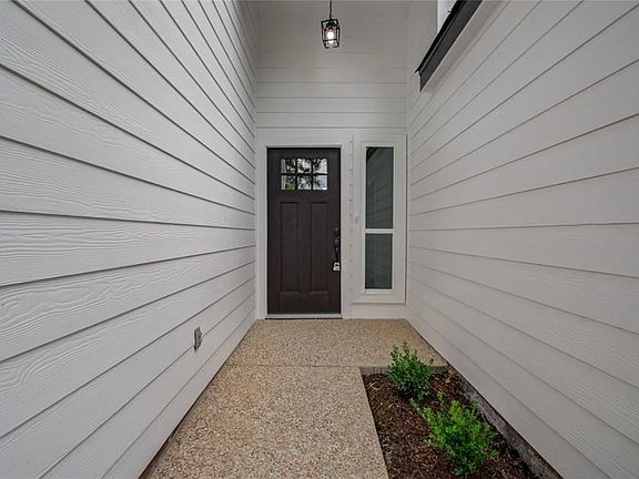 2nd image of 3106 Hazel Park Dr