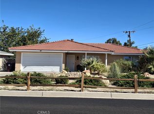 6873 Warren Vista Ave, Yucca Valley, CA 92284