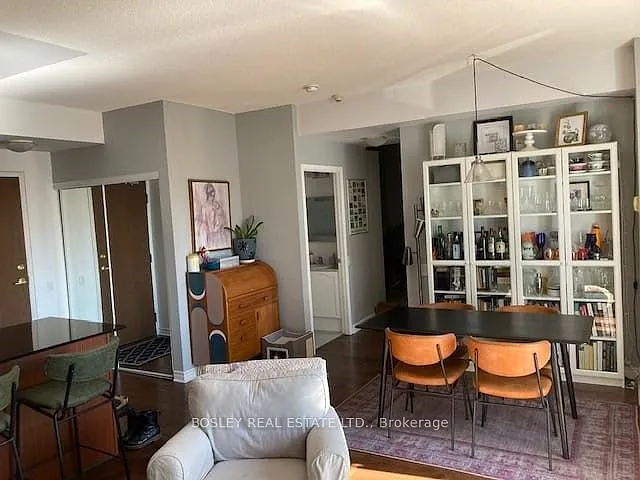 4196 Dundas St W #605 — Photo 3