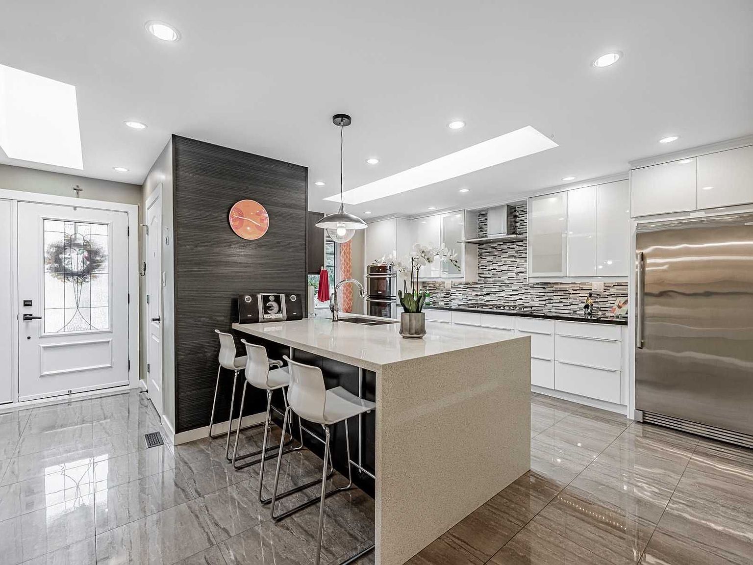 16 Lorraine Cres, Brampton, ON L6S 2R7 Zillow